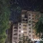 Саратовцы устроили стихийный мемориал у взорвавшегося дома
