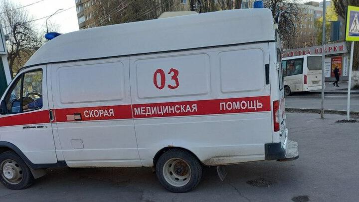 Саратовец во время ссоры пытался задушить мать Саратовец во время ссоры пытался задушить мать