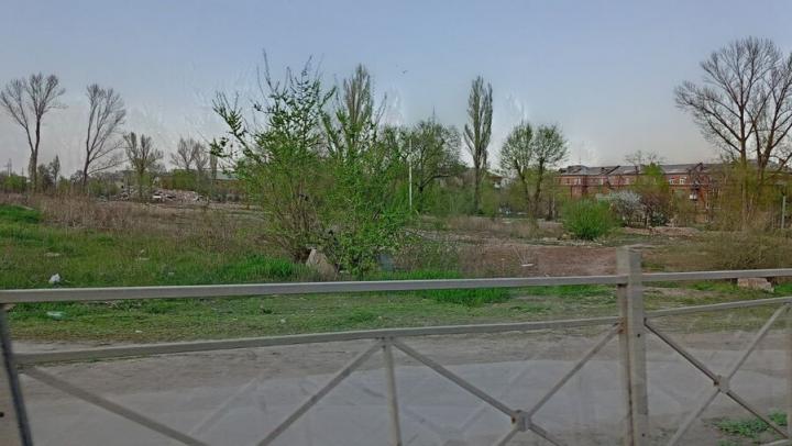 В Энгельсе начали благоустраивать территорию Лётного городка под экопарк В Энгельсе начали благоустраивать территорию Лётного городка под экопарк