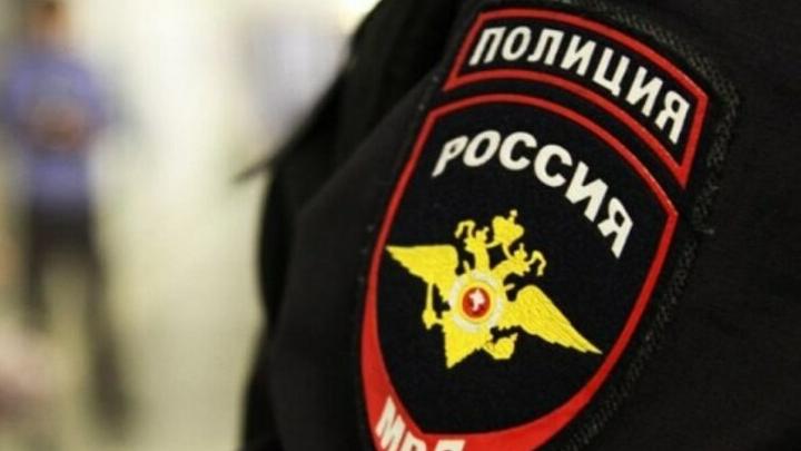Балаковец лишился телефона после пьянки с незнакомцем Балаковец лишился телефона после пьянки с незнакомцем