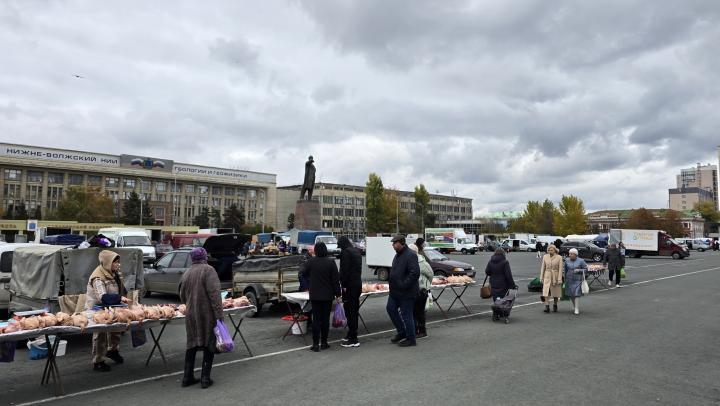 На Театральной площади Саратова развернется ярмарка «Выходного дня» На Театральной площади Саратова развернется ярмарка «Выходного дня»