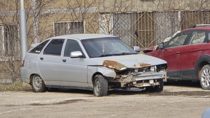 «Стометровый» угон: электрик из Саратова разбил Ладу Приору через минуту после кражи «Стометровый» угон: электрик из Саратова разбил Ладу Приору через минуту после кражи