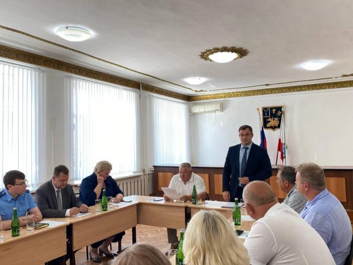 Глава Базарно-Карабулакского района внезапно покинула пост Глава Базарно-Карабулакского района внезапно покинула пост