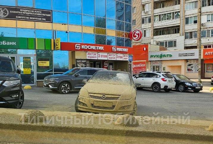 В Юбилейном автомобили залило грязью из-за работ «Водоканала» В Юбилейном автомобили залило грязью из-за работ «Водоканала»