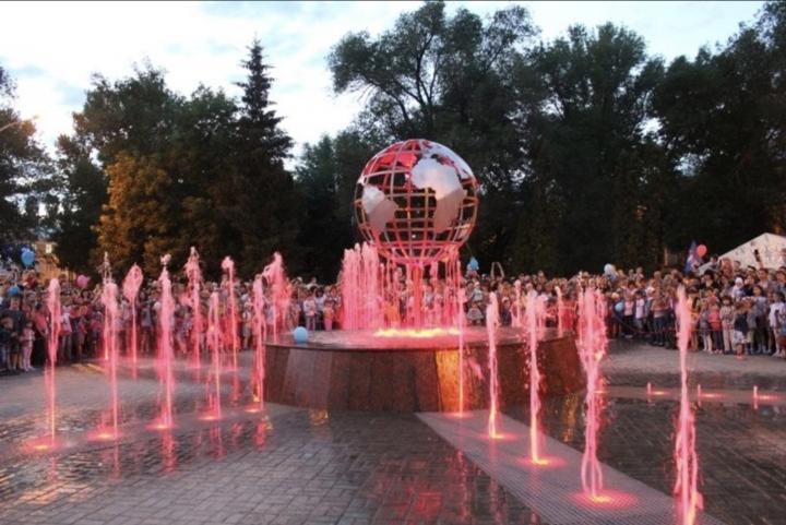 В сквере Дружбы народов Саратова реконструируют «Фонтан мира»