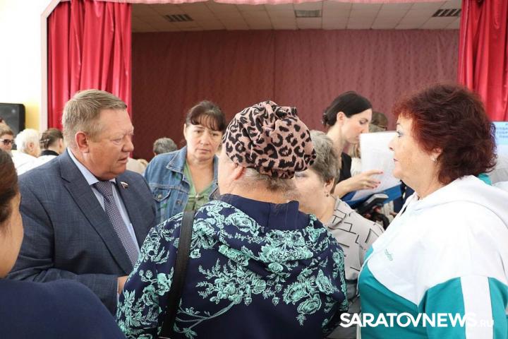 Николай Панков: Проблемы старого жилого фонда – одни из самых острых в Пугачеве Николай Панков: Проблемы старого жилого фонда – одни из самых острых в Пугачеве