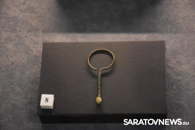 В Саратове нашли древний рынок XIV века — среди находок золотое украшение В Саратове нашли древний рынок XIV века — среди находок золотое украшение