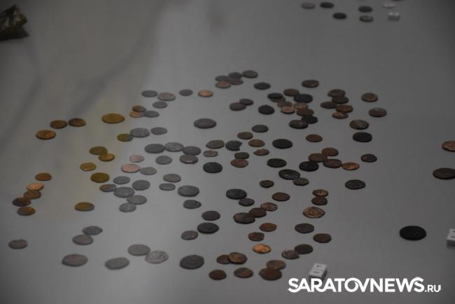 В Саратове нашли древний рынок XIV века — среди находок золотое украшение В Саратове нашли древний рынок XIV века — среди находок золотое украшение