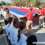 В Энгельсе отмечают День Государственного флага России