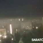 Заводской район Саратова заволокло дымом