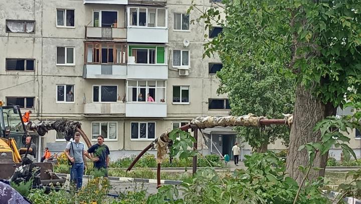 Атака БПЛА в Саратове: в минздраве рассказали о судьбе пострадавших Атака БПЛА в Саратове: в минздраве рассказали о судьбе пострадавших