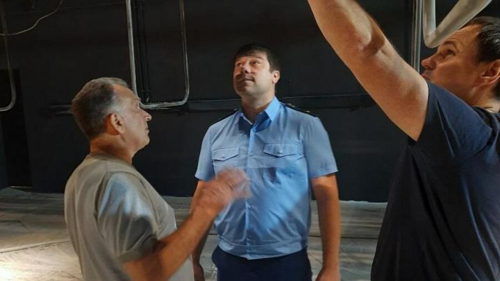 Реконструкция саратовского ТЮЗа идет не по графику Реконструкция саратовского ТЮЗа идет не по графику