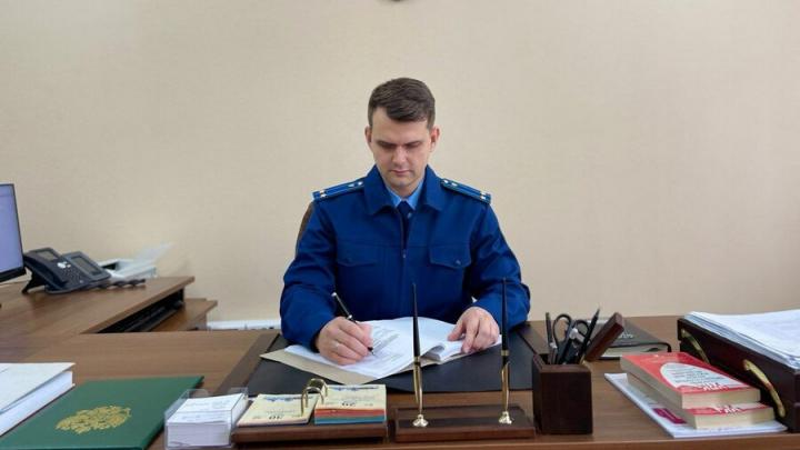 Житель Энгельса во время драки проломил череп мужчине Житель Энгельса во время драки проломил череп мужчине