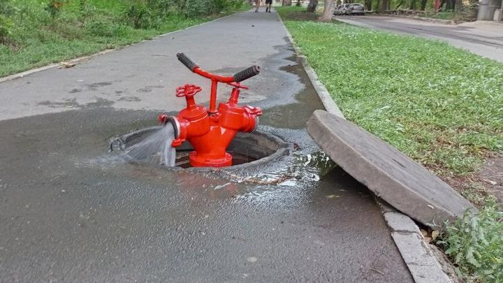 В Самойловском районе откроют пожарный пост в селе Хрущевка В Самойловском районе откроют пожарный пост в селе Хрущевка