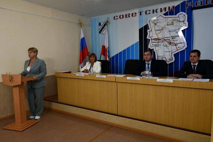 Елена Наумова избрана главой Советского района Саратовской области Елена Наумова избрана главой Советского района Саратовской области