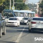 В центре Саратова автобус № 2Д попал в ДТП с иномаркой В центре Саратова автобус № 2Д попал в ДТП с иномаркой