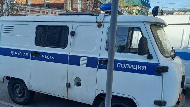 В Ленинском районе Саратова прикрыли наркопритон В Ленинском районе Саратова прикрыли наркопритон