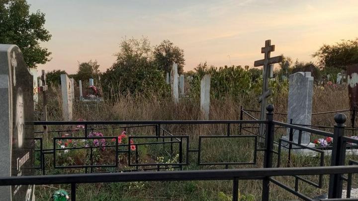 В Энгельсе с октября начнет работу Дирекция кладбищ В Энгельсе с октября начнет работу Дирекция кладбищ