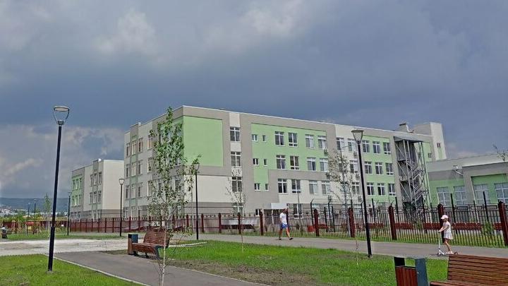 В Саратове построят четыре новые школы для ликвидации второй смены В Саратове построят четыре новые школы для ликвидации второй смены