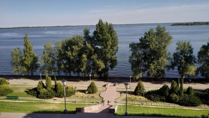 Саратовцев ждет почти летняя жара перед резким ночным похолоданием Саратовцев ждет почти летняя жара перед резким ночным похолоданием