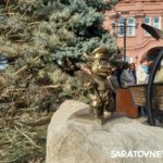 В Энгельсе появился туристический трек с миниатюрными скульптурами символа города