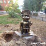В Энгельсе появился туристический трек с миниатюрными скульптурами символа города