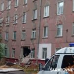 В Саратове расширили площадь ограждения у дома с рухнувшей стеной