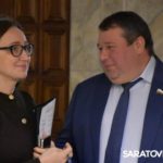 100 тысяч за тройню: саратовские депутаты опасаются денежного туризма 100 тысяч за тройню: саратовские депутаты опасаются денежного туризма