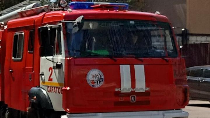 В Балакове 12 жильцов эвакуировали ночью из-за пожара в девятиэтажке В Балакове 12 жильцов эвакуировали ночью из-за пожара в девятиэтажке