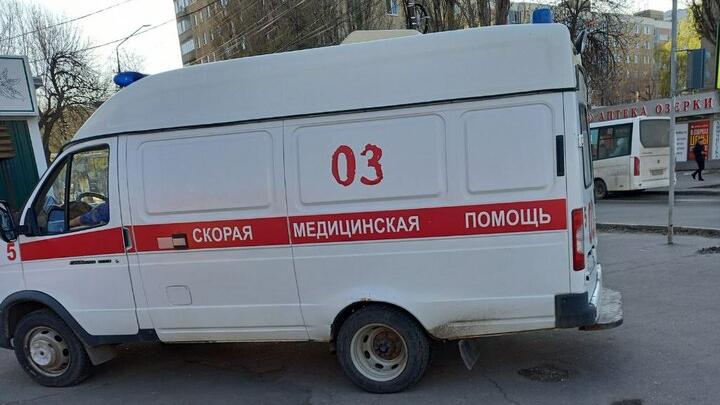 Саратовец избил прохожего за отсутствие сигарет Саратовец избил прохожего за отсутствие сигарет