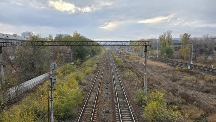 В Саратове на день перекроют железнодорожный переезд на Ново-Астраханском шоссе В Саратове на день перекроют железнодорожный переезд на Ново-Астраханском шоссе