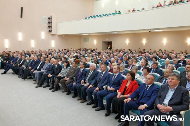 Земля отвечает добром тем, кто её любит Земля отвечает добром тем, кто её любит