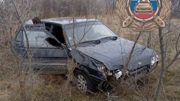 Водитель почувствовал недомогание, съехал с дороги и погиб у саратовской ж/д станции Водитель почувствовал недомогание, съехал с дороги и погиб у саратовской ж/д станции
