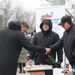 На мемориал в Парке Победы занесли имена Героев-саратовцев На мемориал в Парке Победы занесли имена Героев-саратовцев