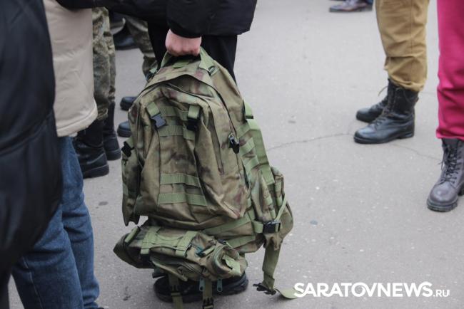 На мемориал в Парке Победы занесли имена Героев-саратовцев На мемориал в Парке Победы занесли имена Героев-саратовцев