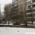 В Саратове ветер свалил 30 деревьев В Саратове ветер свалил 30 деревьев