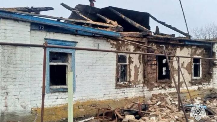 Из-за неисправной печи в саратовском селе сгорел дом Из-за неисправной печи в саратовском селе сгорел дом