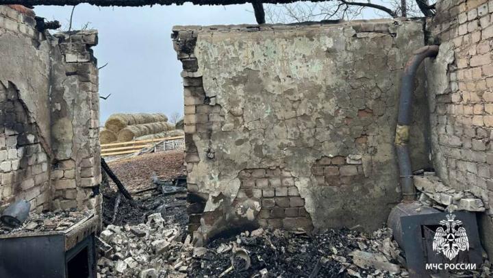 Мужчина погиб из-за непотушенной сигареты в Гагаринском районе Саратова Мужчина погиб из-за непотушенной сигареты в Гагаринском районе Саратова