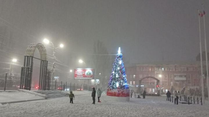 Гололедицу и метель прогнозируют в Саратовской области Гололедицу и метель прогнозируют в Саратовской области