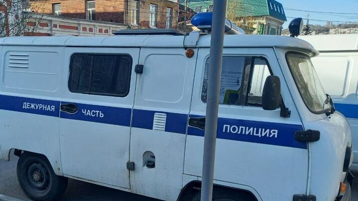 Алкоголичка из Энгельса решила отомстить бывшему другу и стала уголовницей Алкоголичка из Энгельса решила отомстить бывшему другу и стала уголовницей