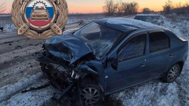 Двое мужчин и женщина пострадали в ДТП в Балаковском районе Двое мужчин и женщина пострадали в ДТП в Балаковском районе