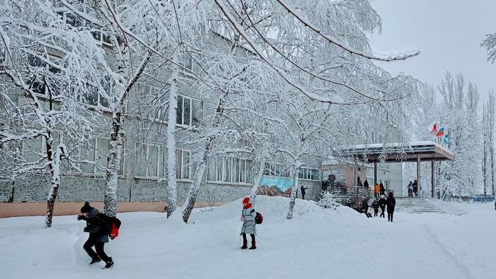 В школах Саратовской области досрочно объявляют каникулы В школах Саратовской области досрочно объявляют каникулы