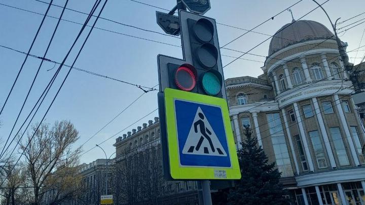 Водитель «Лады» не уступил дорогу пешеходу — трагедия в центре Саратова Водитель «Лады» не уступил дорогу пешеходу — трагедия в центре Саратова