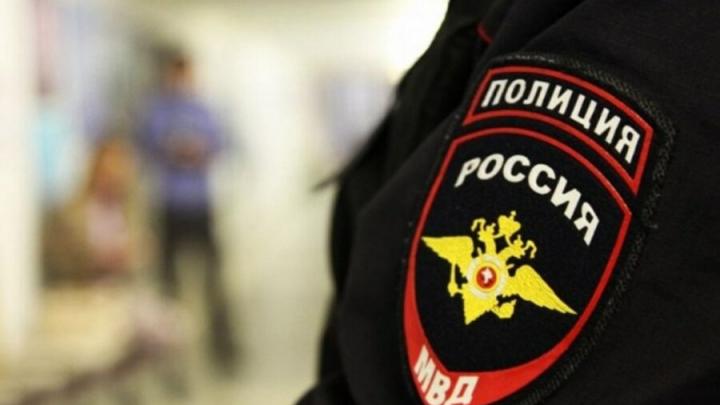 10 тысяч за удар ногой: в Саратове женщину наказали за нападение на полицейского 10 тысяч за удар ногой: в Саратове женщину наказали за нападение на полицейского