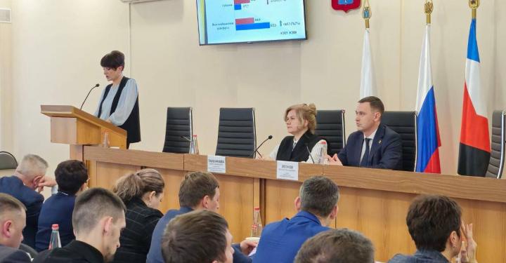Дворы, школы и водоотведение: что профинансируют в Энгельсском районе в 2026 году Дворы, школы и водоотведение: что профинансируют в Энгельсском районе в 2026 году