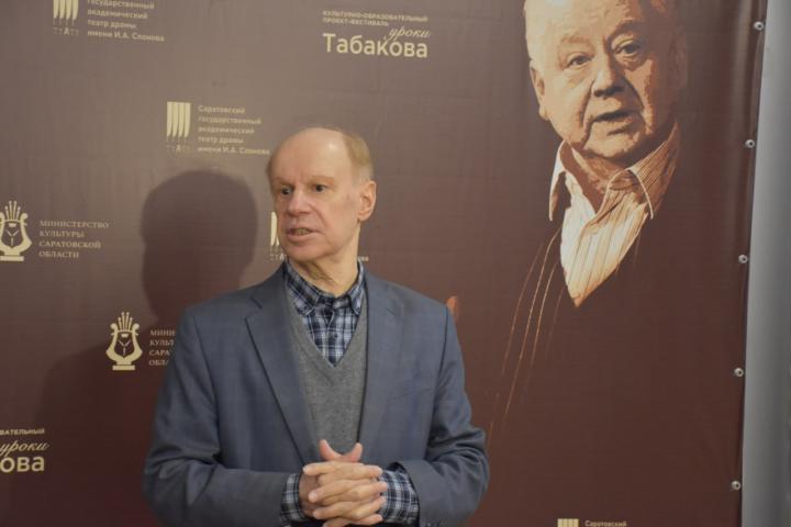 «Здесь театр по-настоящему жив»: Авангард Леонтьев о Саратове «Здесь театр по-настоящему жив»: Авангард Леонтьев о Саратове