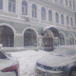 В некоторых локациях Саратова сохраняются снежные заносы В некоторых локациях Саратова сохраняются снежные заносы