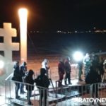 Очередь в ледяную воду: как саратовцы отметили Крещение на новом пляже