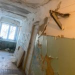 «Ждём обрушения»: саратовцы месяцами живут в доме с трещинами, плесенью и водой в подвале «Ждём обрушения»: саратовцы месяцами живут в доме с трещинами, плесенью и водой в подвале