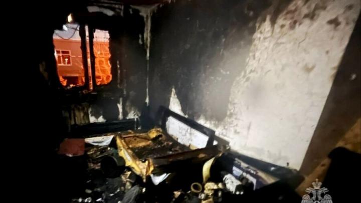Два человека погибли на пожаре в Балакове Два человека погибли на пожаре в Балакове